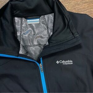 Columbia Black Ski Jacket with Blue Accents